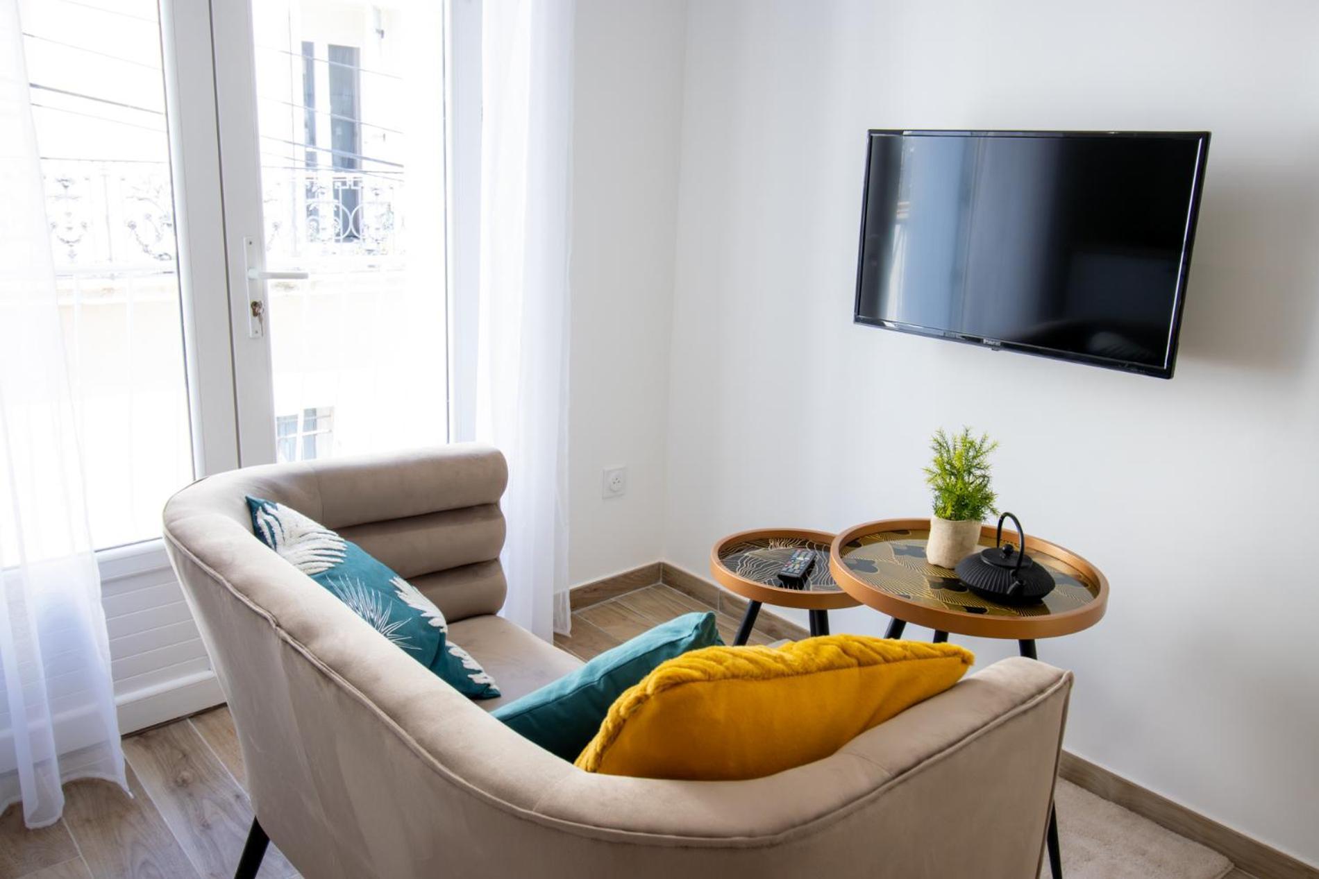Ferienwohnung Charmant Studio Climatise 'Alma 1' - Beziers Centre - Wifi Fibre - Netflix Exterior foto